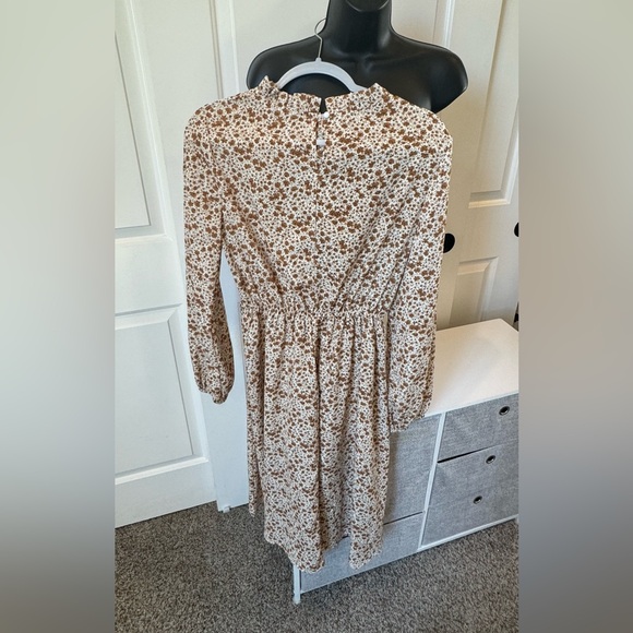 Shein Dress - Picture 4 of 6